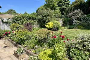 Photo 22- click for photo gallery